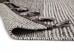 Voddenkleed - Vinga (wit/grijs/zwart) -Tapijt Winkel 482224.jpg