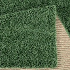 Hoogpolig Vloerkleed - Trim (groen) 14 Hoogpolig Vloerkleed - Trim (groen) -Tapijt Winkel csha 500 green ruecken.jpg