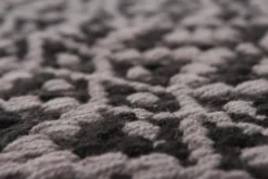 Voddenkleed - Lykke (gris/zwart-grijs)) -Tapijt Winkel lykkegra 11547.jpg