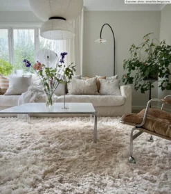 Hoogpolig Vloerkleed - Janjira (offwhite) -Tapijt Winkel matilda.bergstromsjanjiraoffwhite.jpg